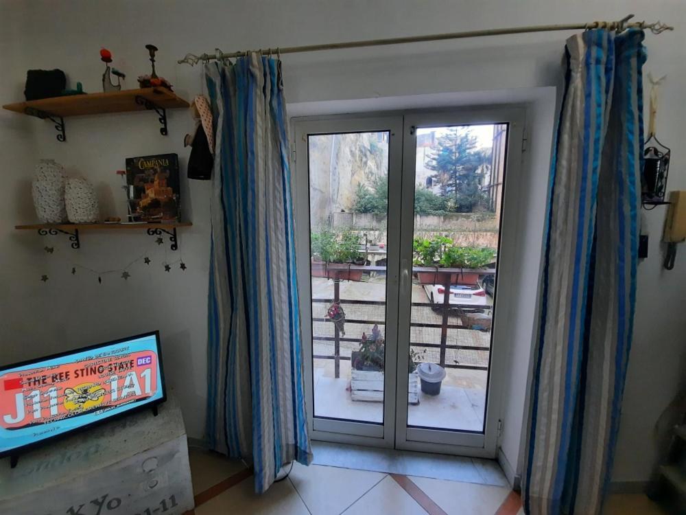 La Casa Nella Roccia Apartment Naples Exterior photo
