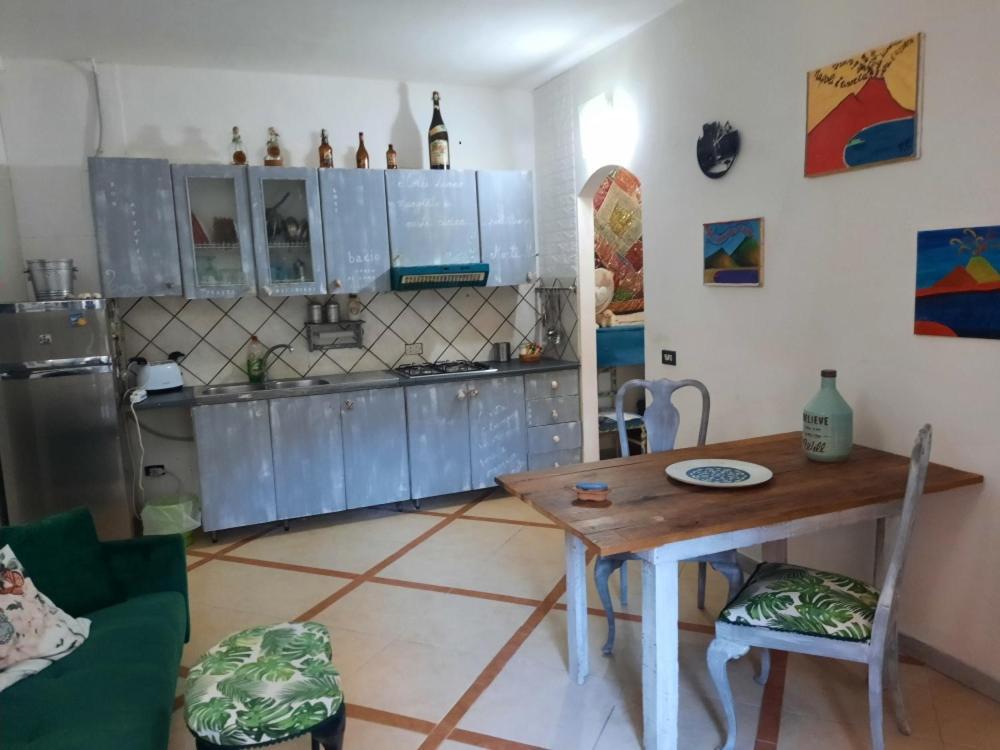 La Casa Nella Roccia Apartment Naples Exterior photo